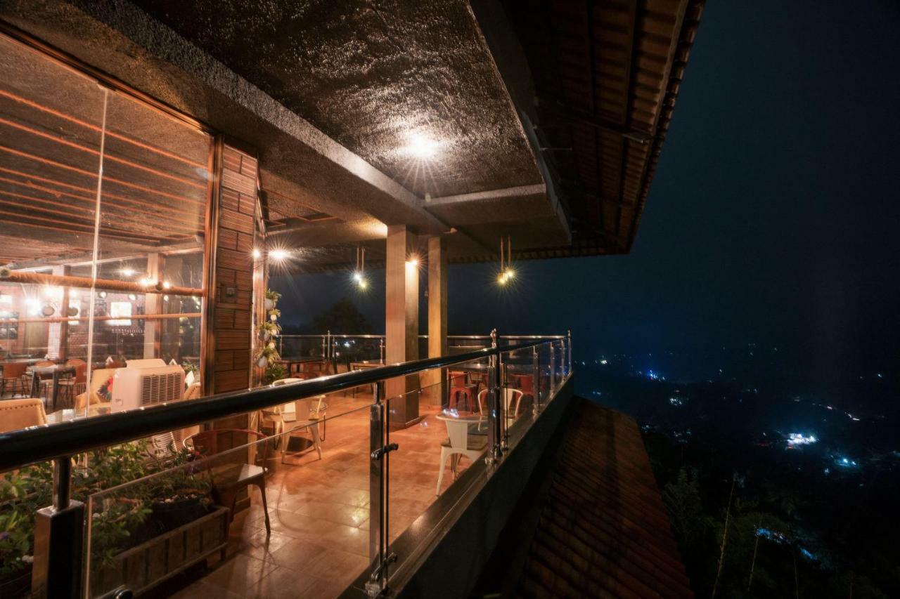 The Panoramic Getaway Hotel Munnar Ngoại thất bức ảnh